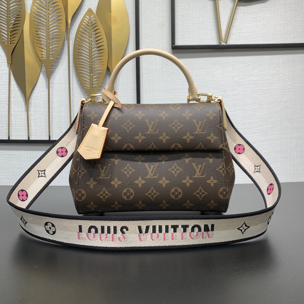 Louis Vuitton Cluny BB